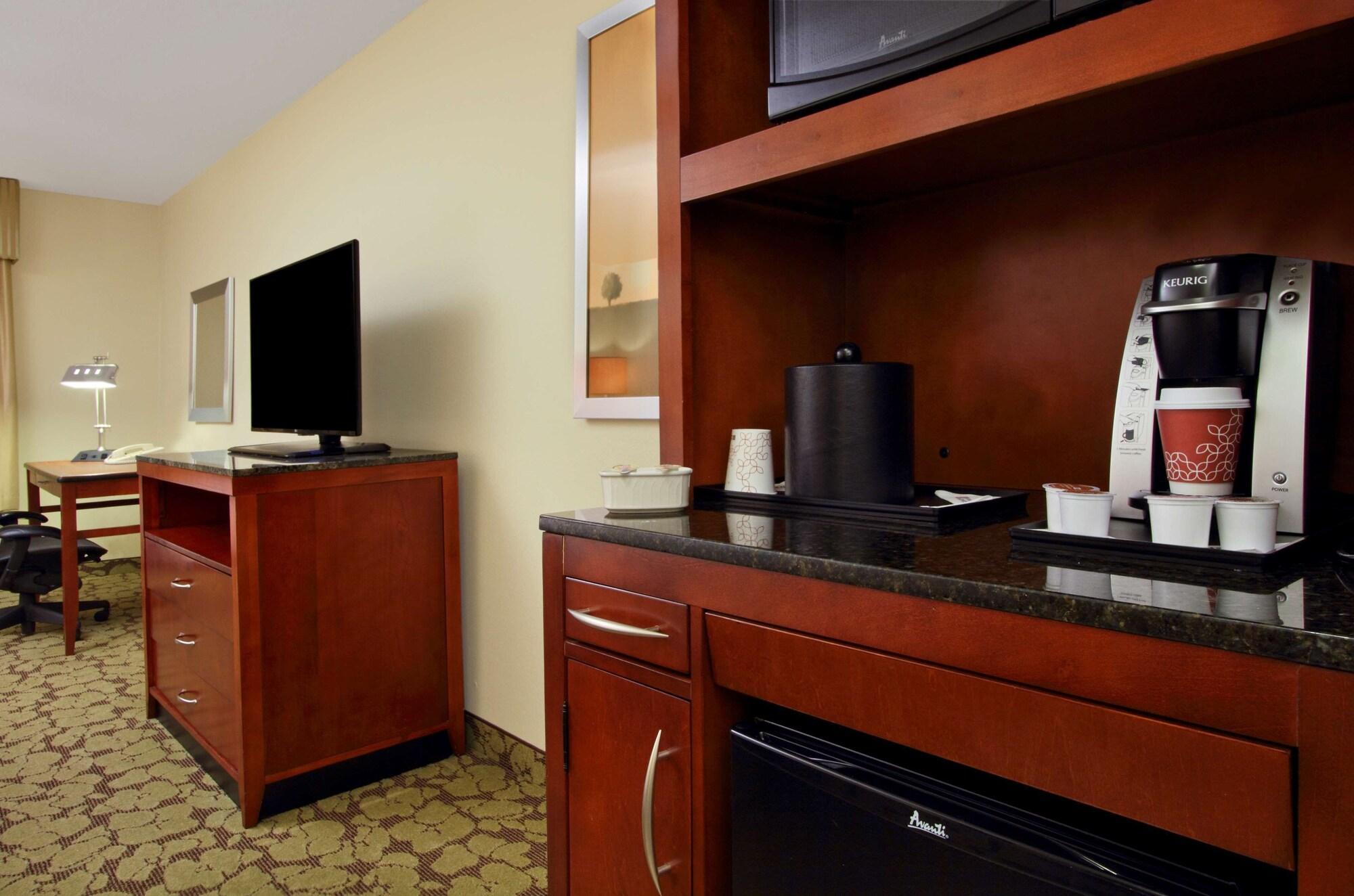Hilton Garden Inn Columbus Airport Eksteriør bilde
