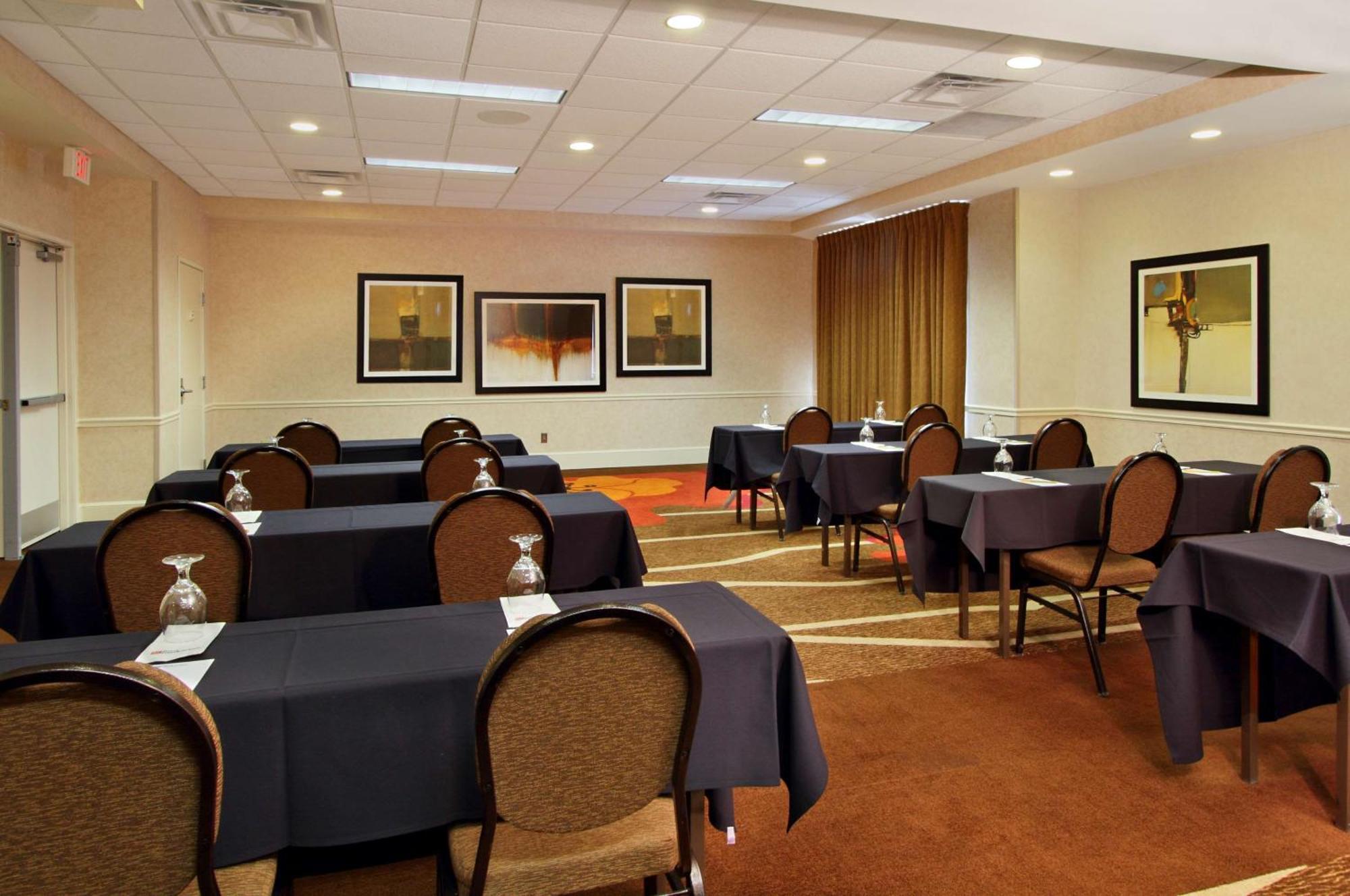 Hilton Garden Inn Columbus Airport Eksteriør bilde